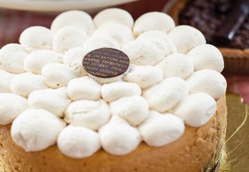 This 2 Ingredient Pumpkin Cake Only Requires A Can Of Pumpkin And A Cake Mix Better Homes Gardens