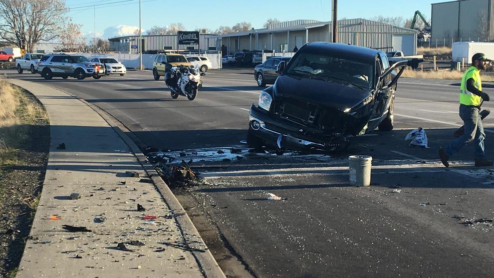 2 injured in TriCities street racing crash KOMO