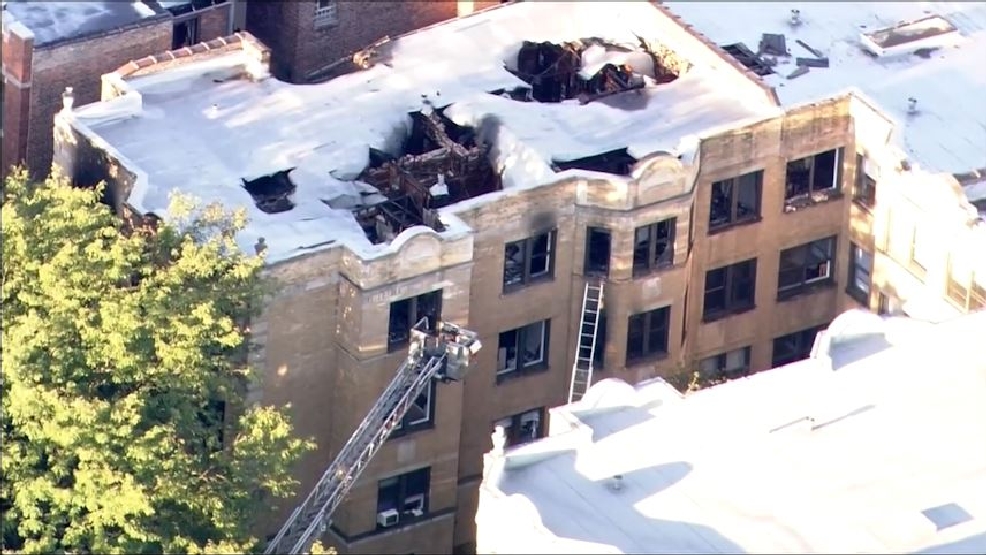 Police say 4 people have died in Chicago apartment fire WPEC