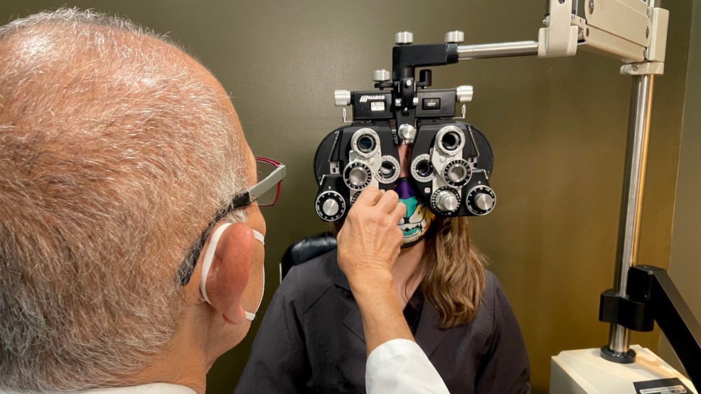 Local eye doctor seeing surge in young patients during pandemic WEYI