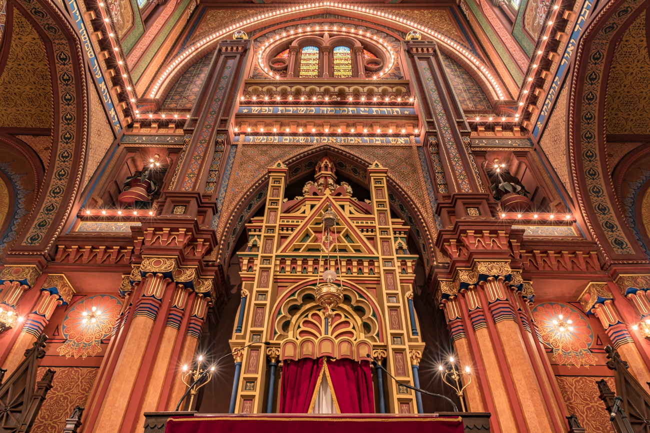 Historic Plum Street Temple Just Might Be The Most Beautiful Place In