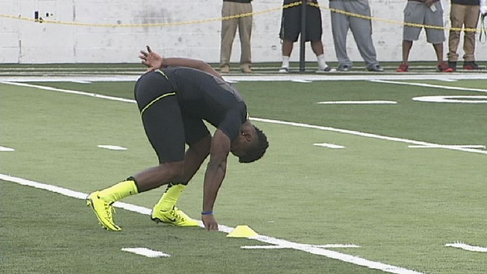 KENJON BARNER pic.jpg