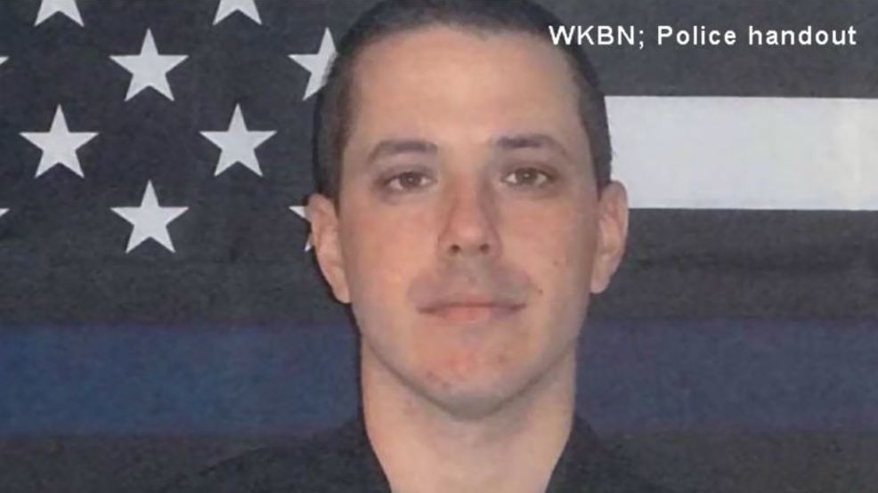 Ohio Police Officer Fatally Shot While Responding To Domestic Dispute ...