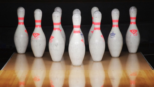 VIDEO: New York bowler rolls perfect 300 game in just 86.9 seconds